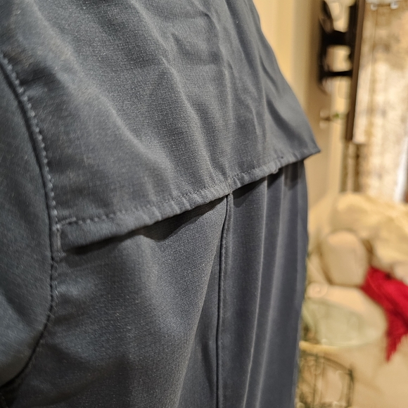 REI Women's Hiking shirt - Picture 12 of 14